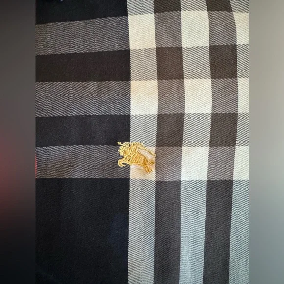 Button up Burberry - Picture 4 of 8